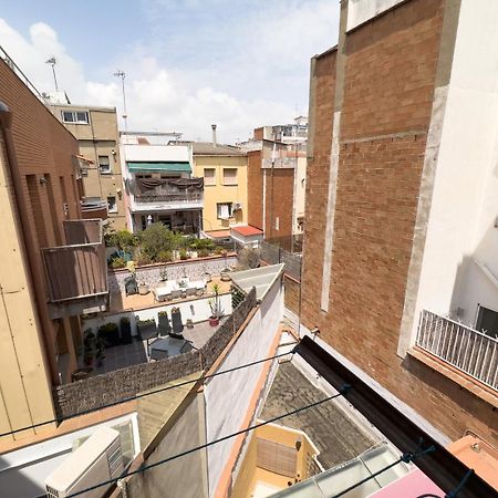 Bed&Bcn Forum II Apartment Sant Adria de Besos Exterior photo