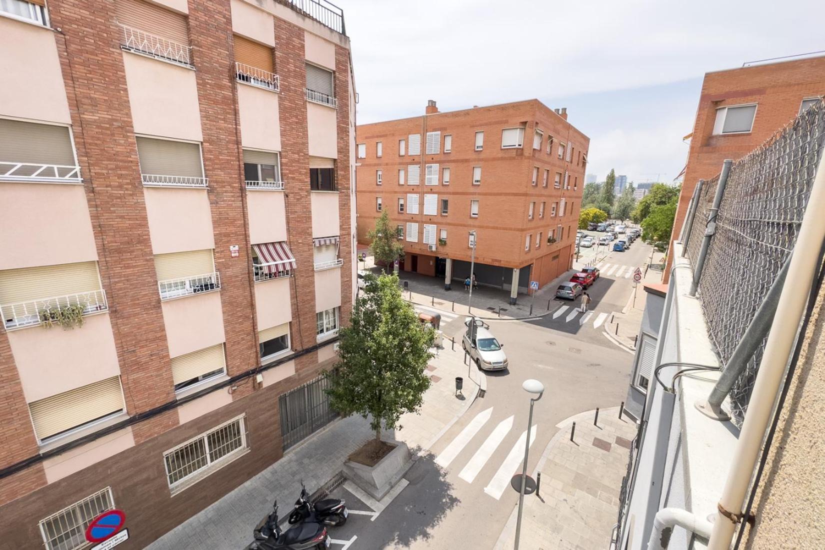 Bed&Bcn Forum II Apartment Sant Adria de Besos Exterior photo